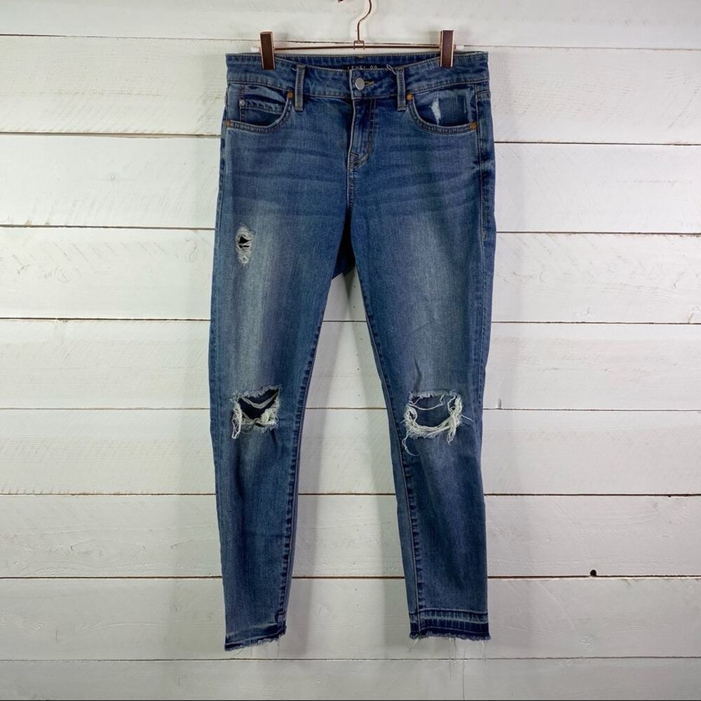 LEVEL 99 Light Wash Mid Rise Raw Hemmed Crop Bottom Denim Jeans Size 26